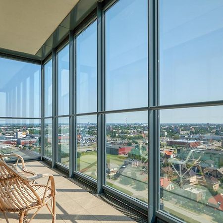 Sea View Apartment On 19Th Floor Klaipeda Exterior photo