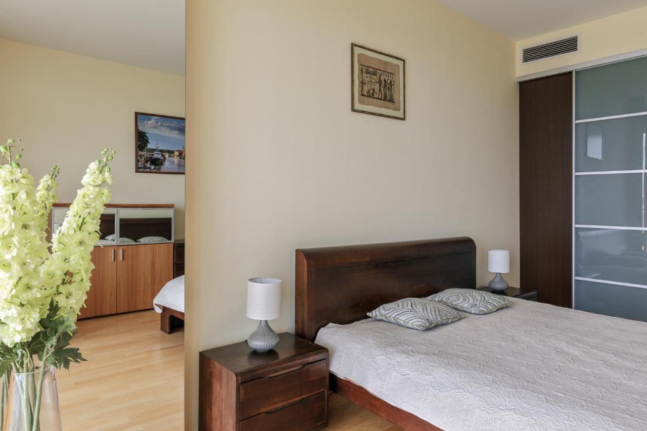 Sea View Apartment On 19Th Floor Klaipeda Exterior photo