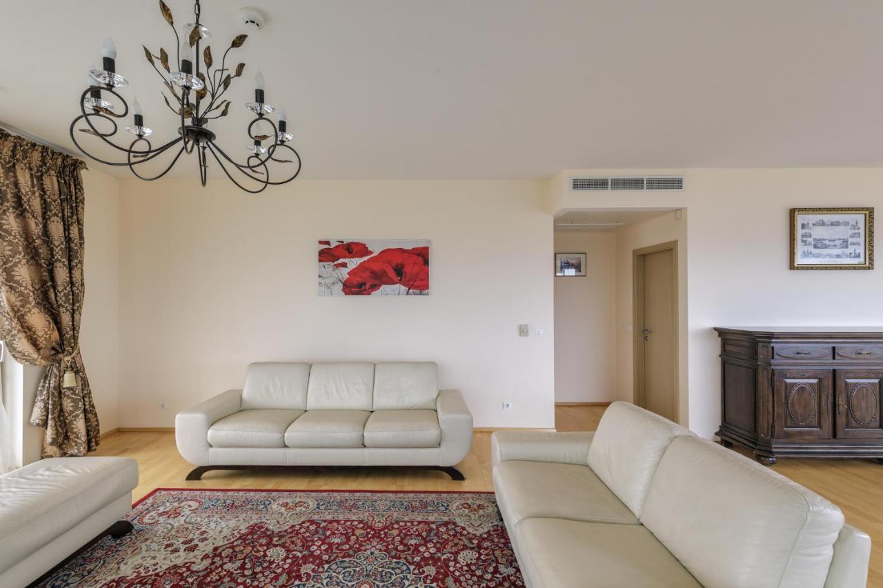 Sea View Apartment On 19Th Floor Klaipeda Exterior photo