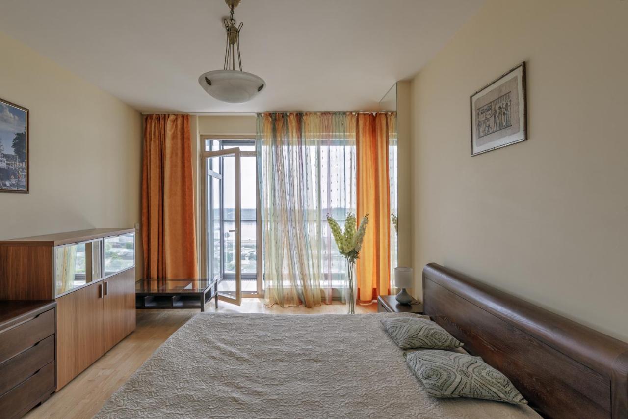 Sea View Apartment On 19Th Floor Klaipeda Exterior photo