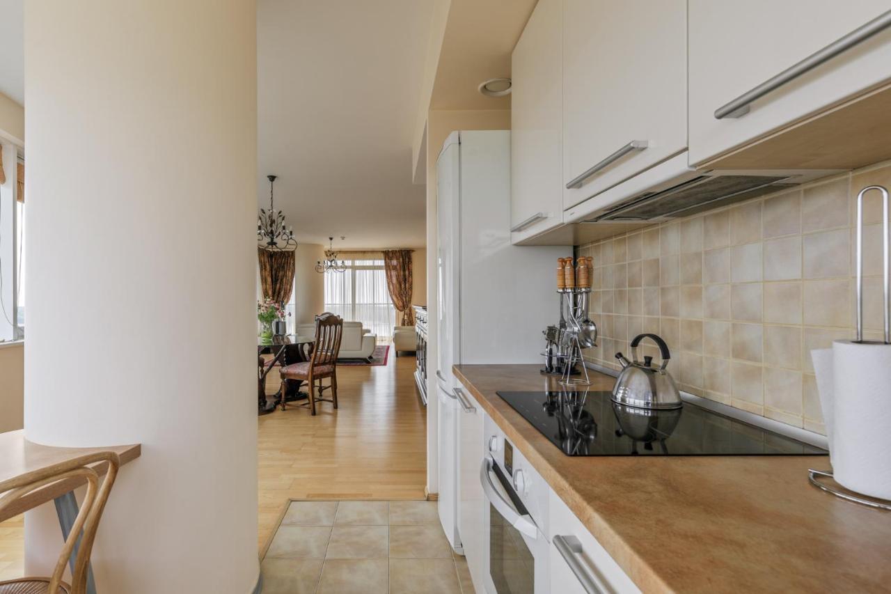 Sea View Apartment On 19Th Floor Klaipeda Exterior photo